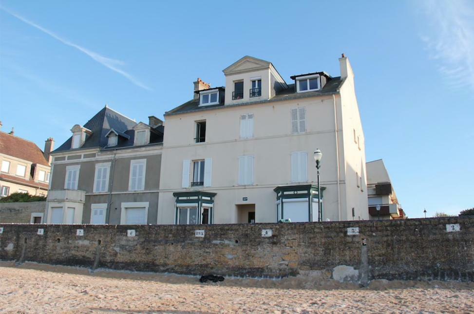 On The Beach Saint-Aubin-Sur-Mer  Exterior photo